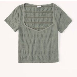 NWT Abercrombie & Fitch Women's Square Sweetheart Neck Cropped Textured Baby Tee